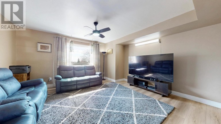 19 - 601 GALAHAD DRIVE, Oshawa (Eastdale), Ontario, L1K1L9