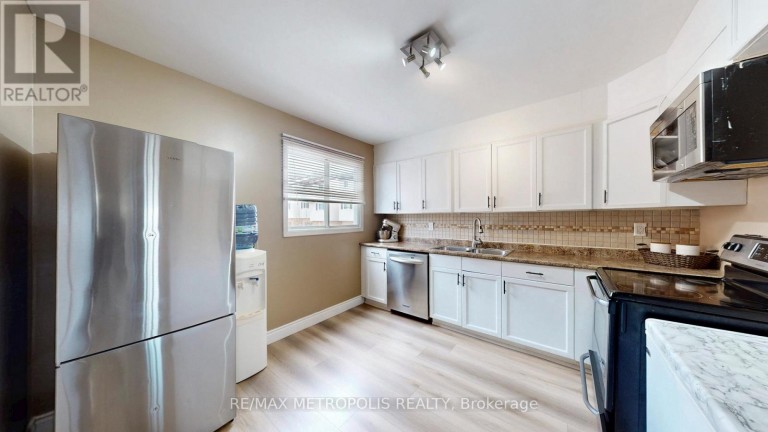 19 - 601 GALAHAD DRIVE, Oshawa (Eastdale), Ontario, L1K1L9