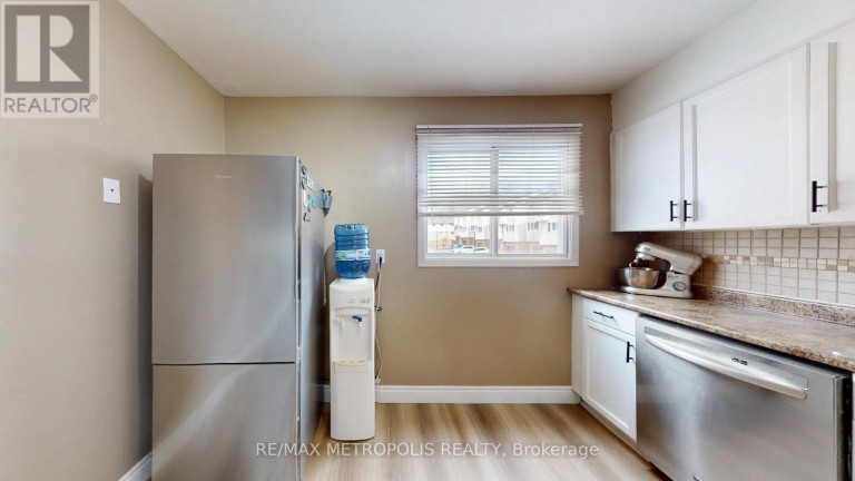 19 - 601 GALAHAD DRIVE, Oshawa (Eastdale), Ontario, L1K1L9