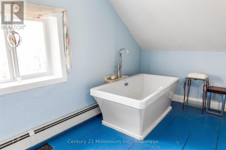 415877 TENTH LINE, Blue Mountains, Ontario, N0H1J0