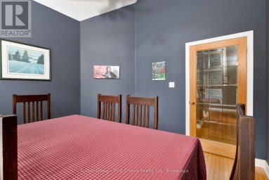 70 CRAWFORD STREET Stratford Ontario photo 11