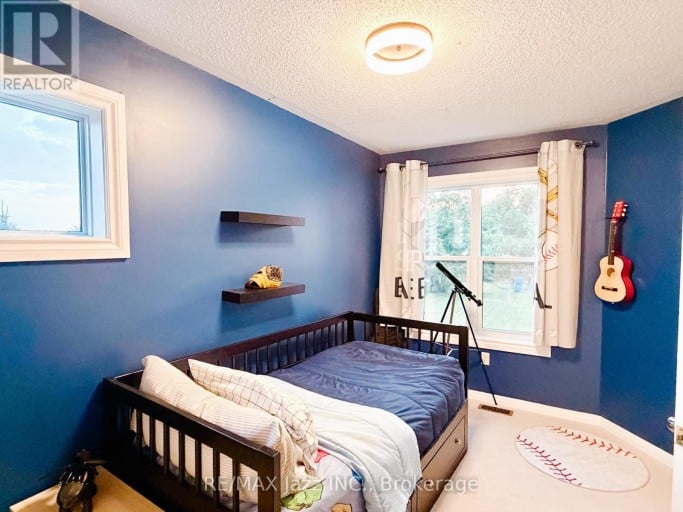 29 SONGBIRD CRESCENT, Kawartha Lakes (Lindsay), Ontario, K9V4R4
