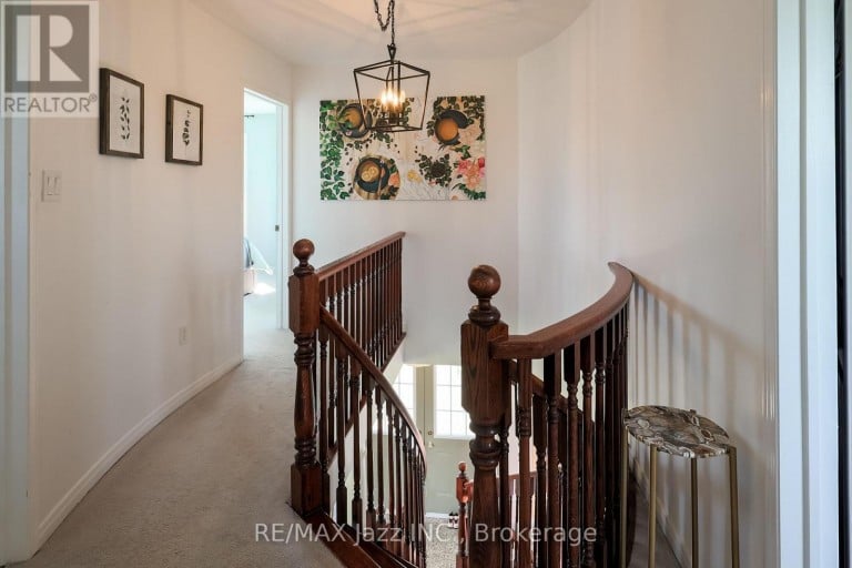 29 SONGBIRD CRESCENT, Kawartha Lakes (Lindsay), Ontario, K9V4R4