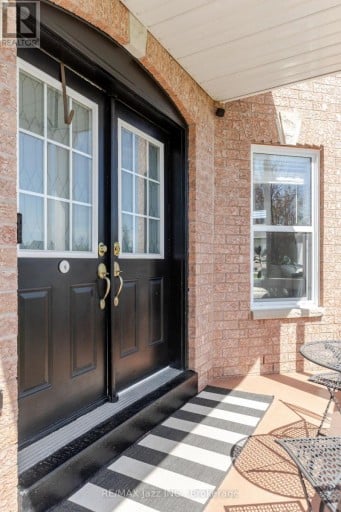 29 SONGBIRD CRESCENT, Kawartha Lakes (Lindsay), Ontario, K9V4R4