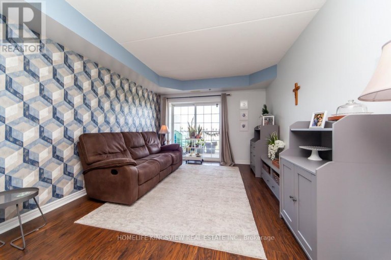 301 - 7428 MARKHAM ROAD, Markham (Middlefield), Ontario, L3S4V6