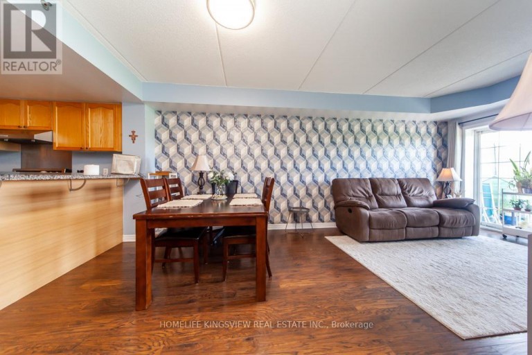 301 - 7428 MARKHAM ROAD, Markham (Middlefield), Ontario, L3S4V6