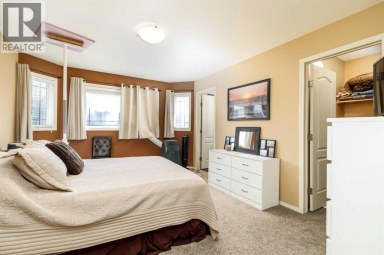 8 Innes Close Red Deer Alberta photo 19