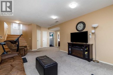 8 Innes Close Red Deer Alberta photo 26