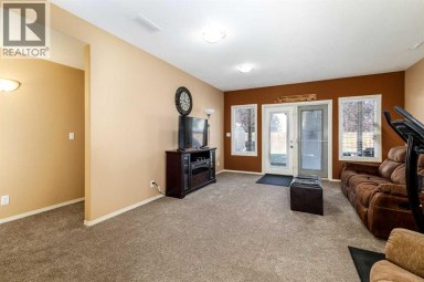 8 Innes Close Red Deer Alberta photo 27