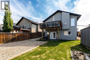 8 Innes Close Red Deer Alberta photo 47