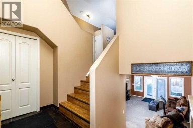 8 Innes Close Red Deer Alberta photo 5