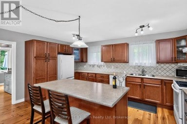 24 CRESCENT DRIVE Tay Ontario photo 12