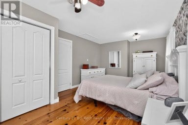24 CRESCENT DRIVE Tay Ontario photo 21