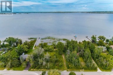 24 CRESCENT DRIVE Tay Ontario photo 6