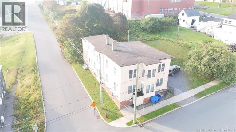 272-274 Tower Street, Saint John, New Brunswick, E2M1Z7