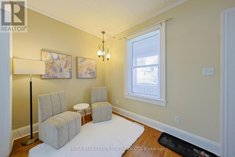 221 BRIGHT STREET, Sarnia, Ontario, N7T4E9