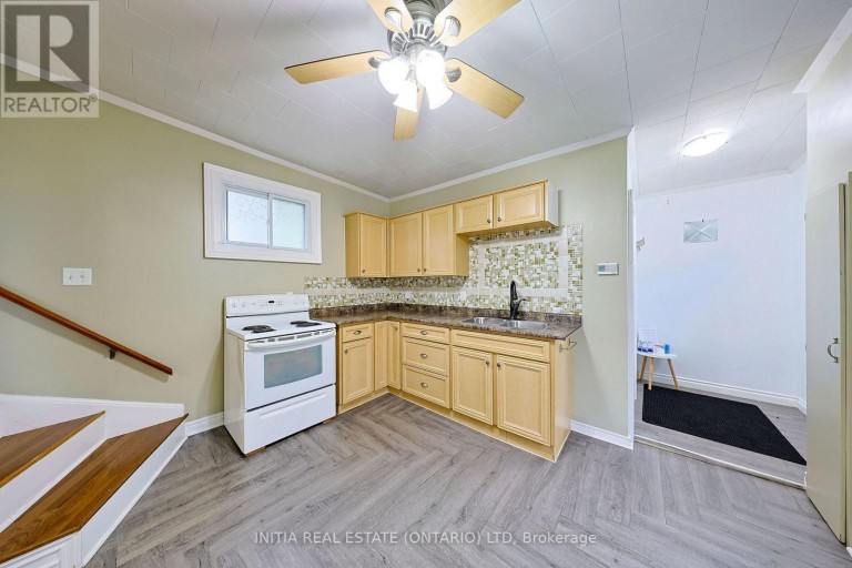 221 BRIGHT STREET, Sarnia, Ontario, N7T4E9