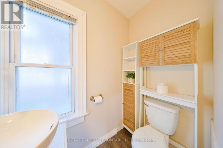 221 BRIGHT STREET, Sarnia, Ontario, N7T4E9