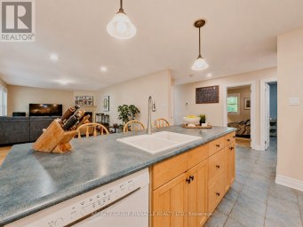 38 WESTVIEW DRIVE Kawartha Lakes (Emily) Ontario photo 14