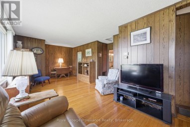 478 MONK STREET Cobourg Ontario photo 11