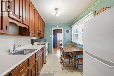 478 MONK STREET Cobourg Ontario photo 16