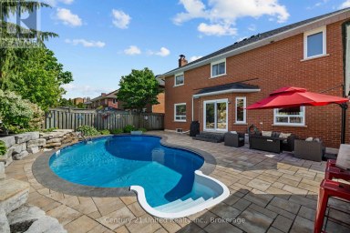 59 WAVERLY STREET Oshawa (McLaughlin) Ontario photo 2