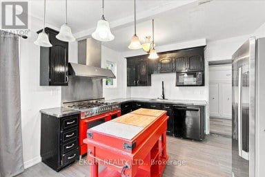 145 FRONT STREET N Trent Hills (Campbellford) Ontario photo 9