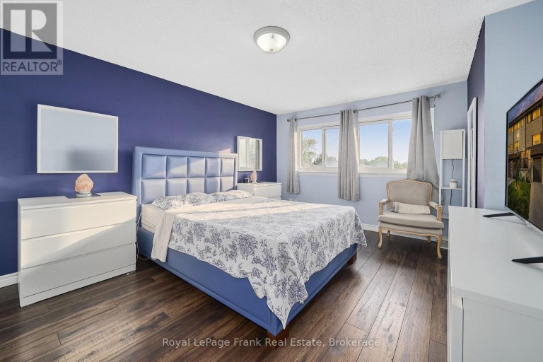 39 - 321 BLACKTHORN STREET, Oshawa (Eastdale), Ontario, L1K1L3