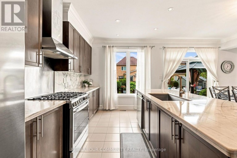176 TIGERTAIL CRESCENT, Bradford West Gwillimbury (Bradford), Ontario, L3Z0M4