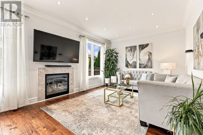176 TIGERTAIL CRESCENT, Bradford West Gwillimbury (Bradford), Ontario, L3Z0M4
