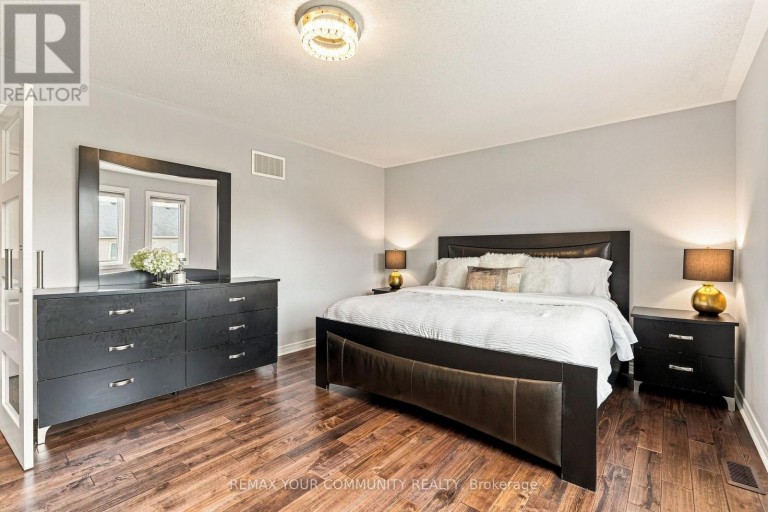 176 TIGERTAIL CRESCENT, Bradford West Gwillimbury (Bradford), Ontario, L3Z0M4