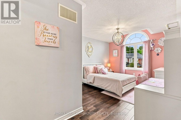 176 TIGERTAIL CRESCENT, Bradford West Gwillimbury (Bradford), Ontario, L3Z0M4