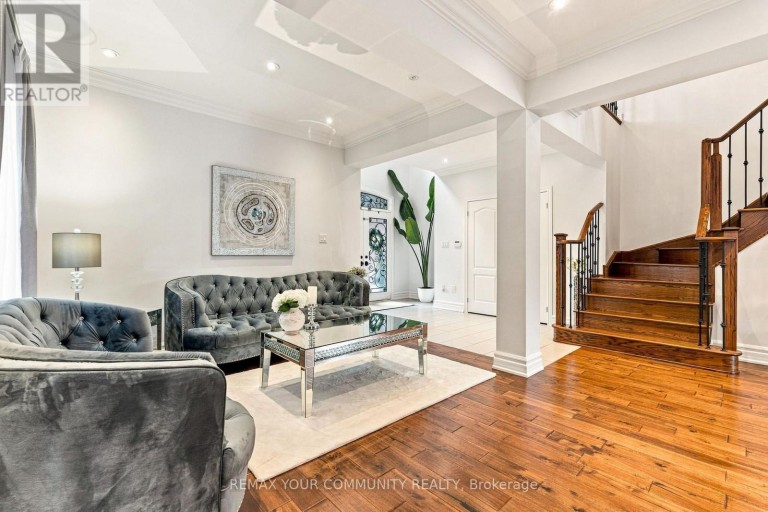 176 TIGERTAIL CRESCENT, Bradford West Gwillimbury (Bradford), Ontario, L3Z0M4