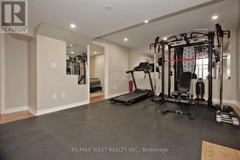 4 GRAY PARK, Caledon (Bolton West), Ontario, L7E2N3