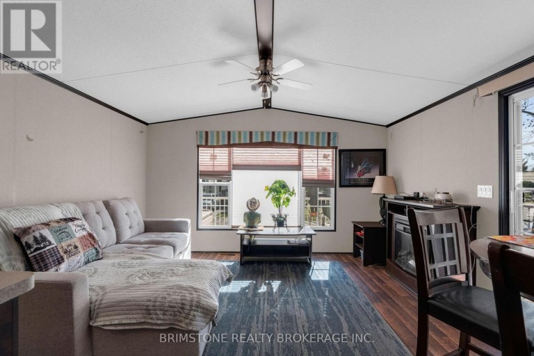 63 - 1082 SHAMROCK MARINA ROAD, Gravenhurst (Morrison), Ontario, P0E1N0