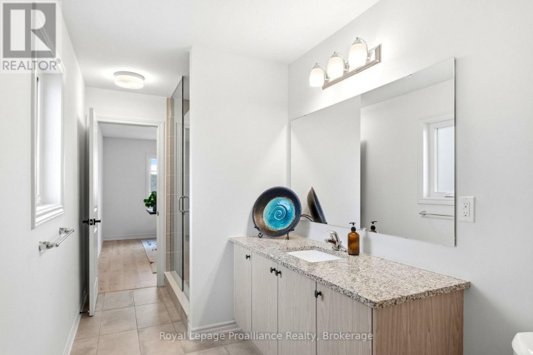 998 TRAILSVIEW AVENUE, Cobourg, Ontario, K9A4K3