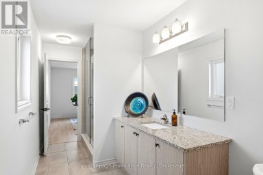 998 TRAILSVIEW AVENUE Cobourg Ontario photo 41