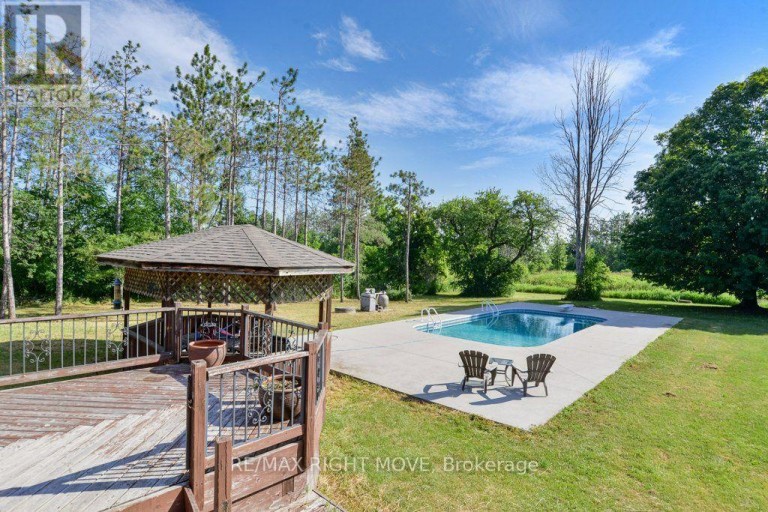 114 11TH LINE S, Oro-Medonte (Hawkestone), Ontario, L0L1T0