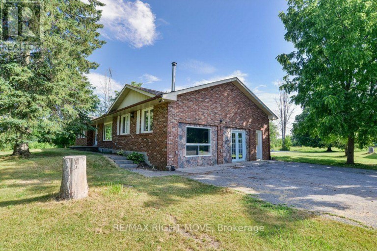 114 11TH LINE S, Oro-Medonte (Hawkestone), Ontario, L0L1T0