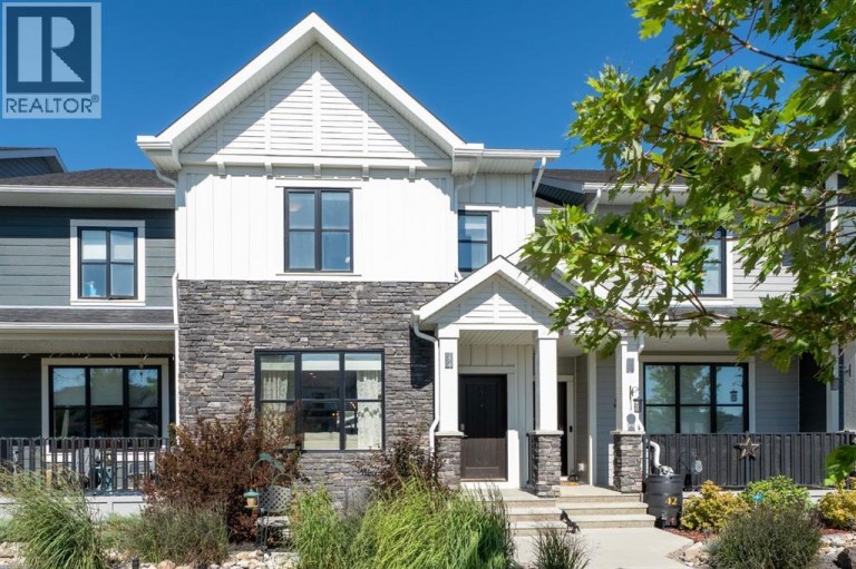 44 D'arcy Boulevard, Okotoks, Alberta, T1S5S7