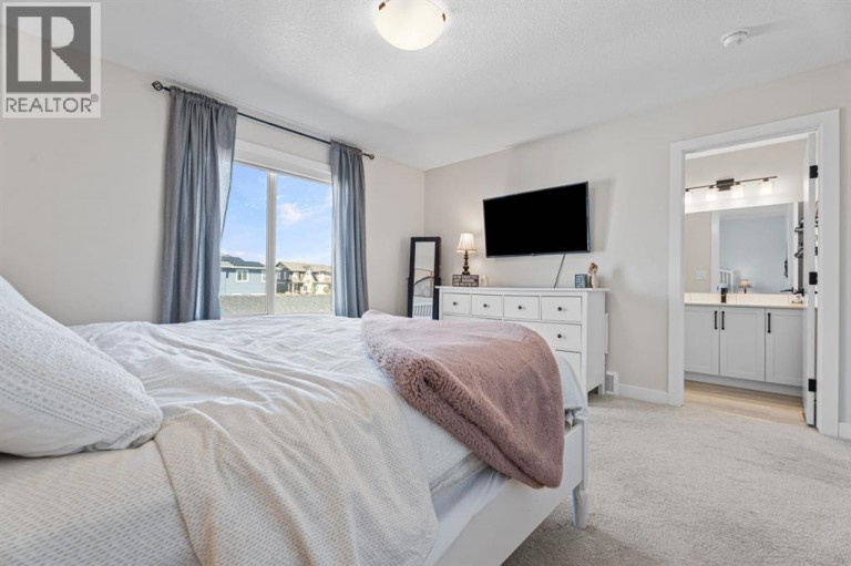 44 D'arcy Boulevard, Okotoks, Alberta, T1S5S7