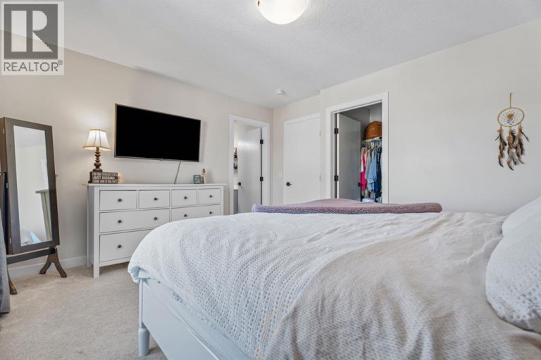 44 D'arcy Boulevard, Okotoks, Alberta, T1S5S7