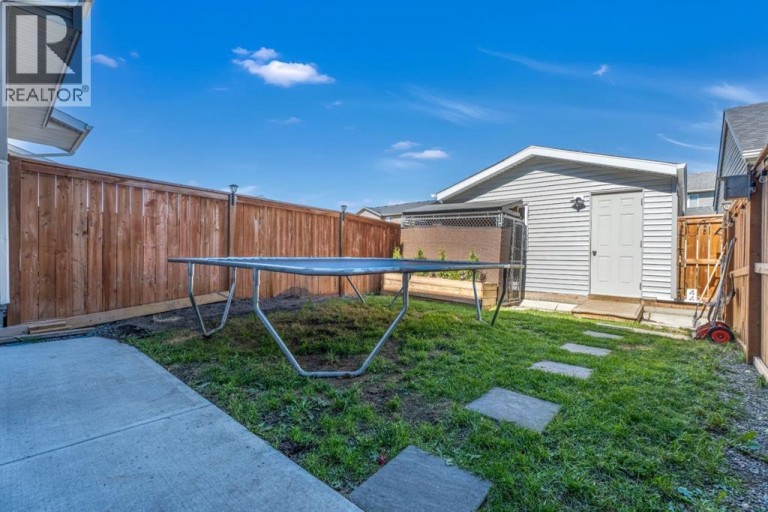 44 D'arcy Boulevard, Okotoks, Alberta, T1S5S7
