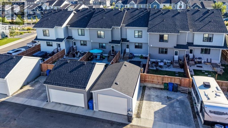 44 D'arcy Boulevard, Okotoks, Alberta, T1S5S7