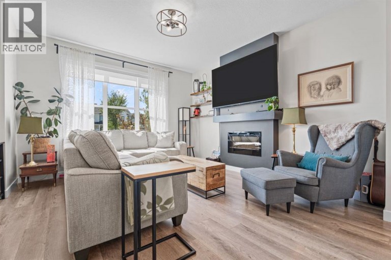 44 D'arcy Boulevard, Okotoks, Alberta, T1S5S7