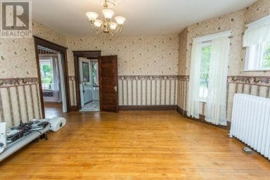 11 The Crescent Sault Ste. Marie Ontario photo 3