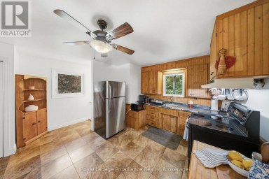 8161 DANFORTH ROAD W Hamilton Township Ontario photo 16