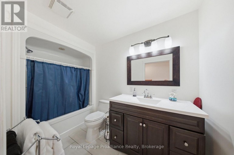 8161 DANFORTH ROAD W, Hamilton Township, Ontario, K9A0N9