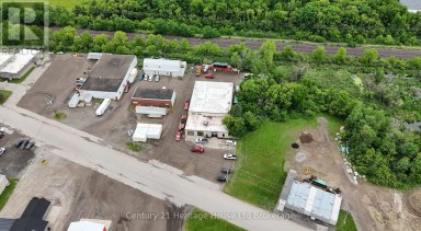 905 DUFFERIN STREET Woodstock (Woodstock - South) Ontario photo 25