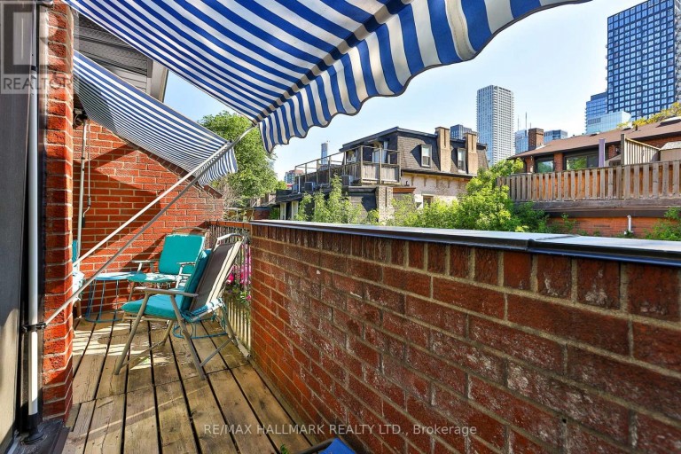 21 - 17 PEMBROKE STREET, Toronto (Moss Park), Ontario, M5A2N6